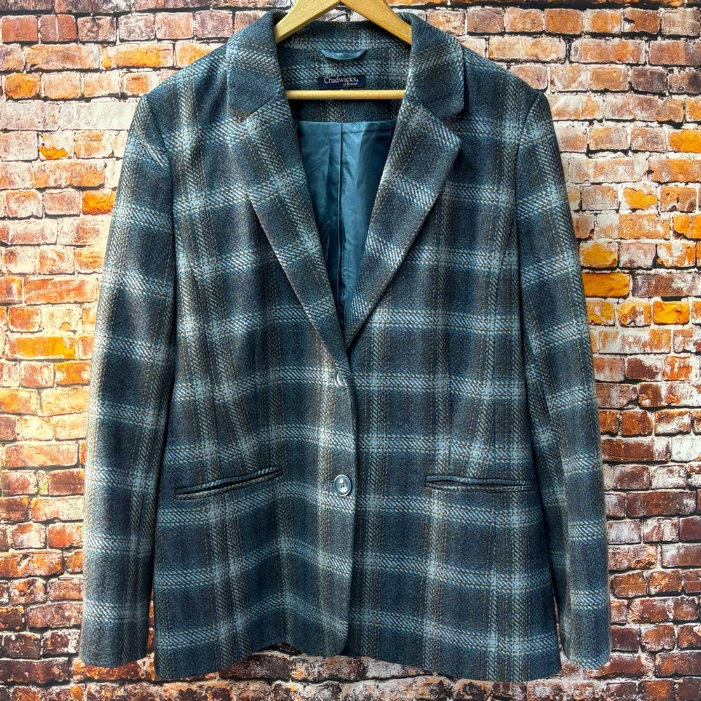 Vtg Chadwick’s Blue and Gray Plaid Blazer Sz 14 Plus Wool Blend Y2K Trendy